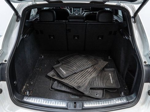 Used 2017 Porsche Macan S image 29