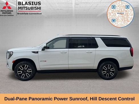 Used 2023 GMC Yukon XL AT4 w/ AT4 Premium Package AWD/4WD image 16
