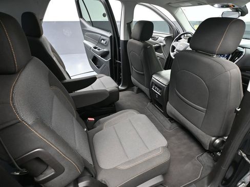 Used 2021 Chevrolet Traverse LT AWD/4WD image 50