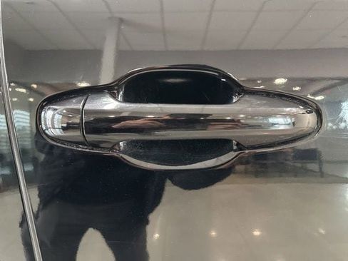 Used 2019 Toyota Tacoma TRD Off-Road w/ Technology Package image 56