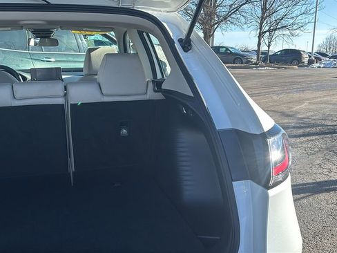 Used 2025 Honda HR-V LX image 35