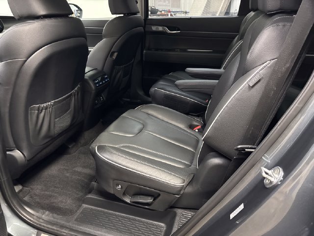 Used 2023 Hyundai Palisade Limited w/ Cargo Package AWD/4WD image 26
