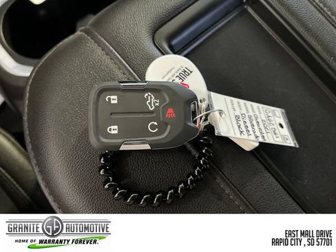 Used 2021 Chevrolet Silverado 1500 RST w/ Diesel Off-Road Package AWD/4WD image 22