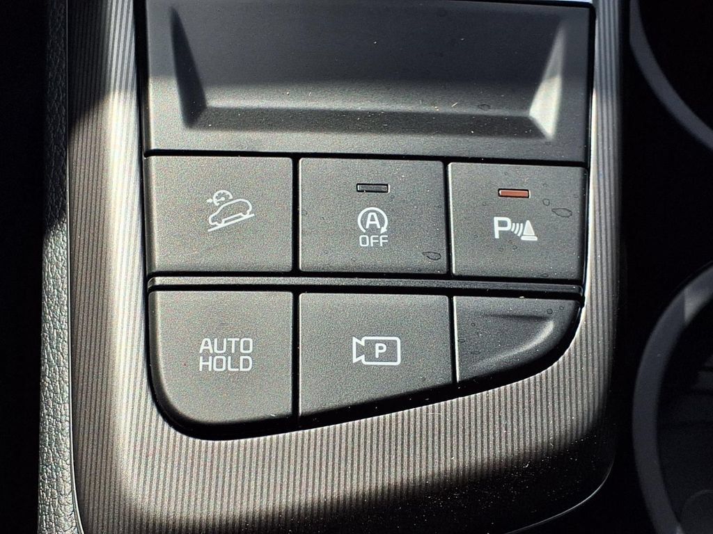 New 2026 Kia Sportage SX FWD image 8