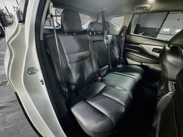 Used 2023 Nissan Murano SV w/ SV Midnight Edition Package AWD/4WD image 22