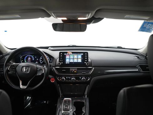 Used 2022 Honda Accord Touring image 12