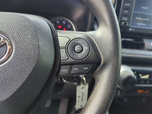 Certified 2021 Toyota RAV4 LE FWD image 19
