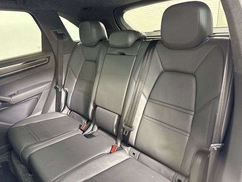 Certified 2021 Porsche Cayenne GTS AWD/4WD image 23