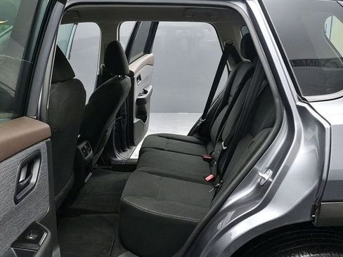 Used 2023 Nissan Rogue S image 15