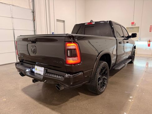 Used 2022 RAM 1500 Laramie AWD/4WD image 5