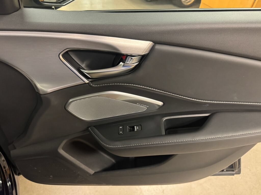 Certified 2024 Acura RDX w/ Technology Package AWD/4WD image 34
