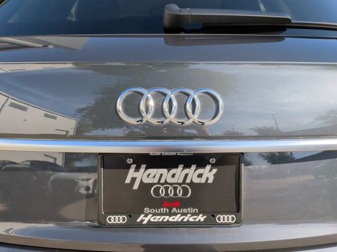 Certified 2023 Audi Q5 2.0T Premium w/ Convenience Package image 38