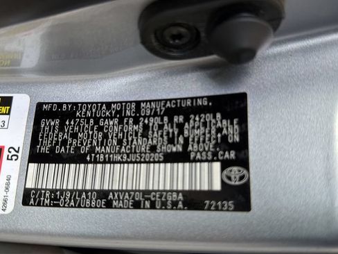 Used 2018 Toyota Camry XLE FWD image 23