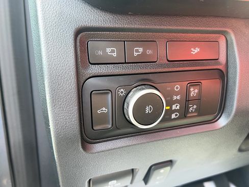 Used 2023 Ford F350 Lariat w/ Tow Technology Package AWD/4WD image 31