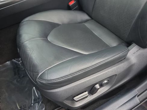 Used 2021 Toyota Camry XLE w/ Navigation Upgrade Package image 28