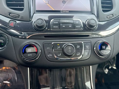 Certified 2017 Chevrolet Impala Premier w/ Enhanced Convenience Package image 9