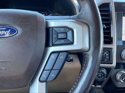 Used 2019 Ford F150 Lariat w/ Equipment Group 502A Luxury image 11