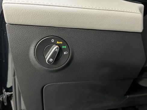 New 2026 Volkswagen Taos S image 35