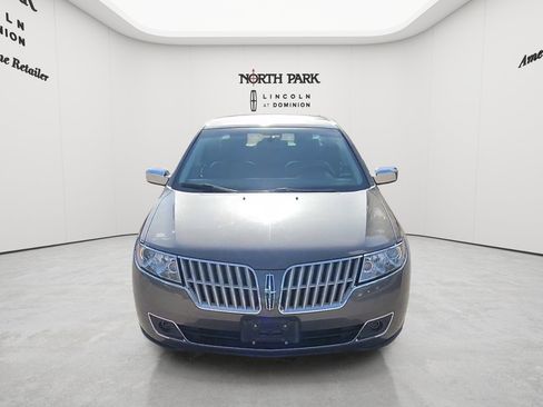 Used 2012 Lincoln MKZ FWD image 8