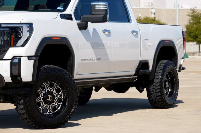 Used 2024 GMC Sierra 2500 Denali Ultimate w/ Max Trailering Package AWD/4WD image 23