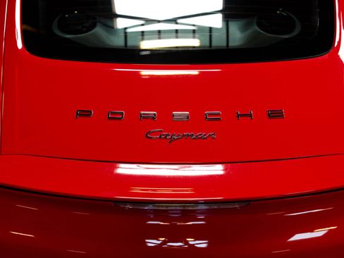 Used 2016 Porsche Cayman image 38