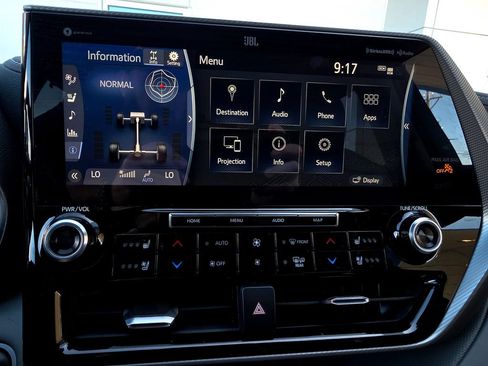 Used 2021 Toyota Highlander Platinum AWD/4WD image 38