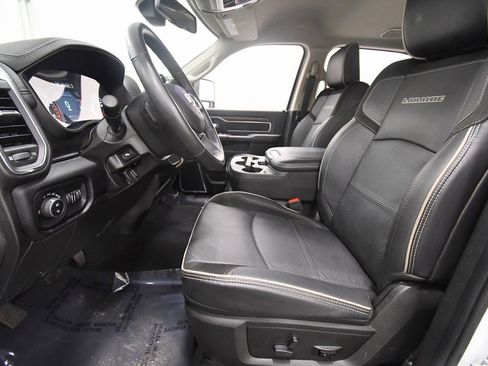 Used 2024 RAM 2500 Laramie image 13