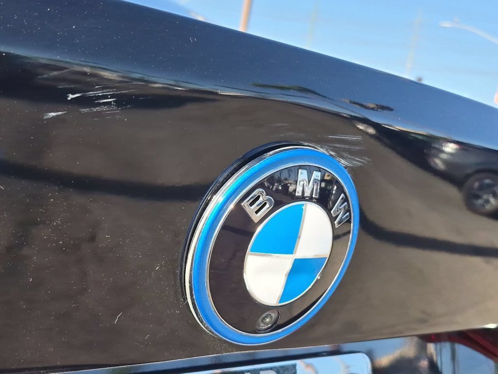 Used 2022 BMW i4 eDrive40 RWD image 32