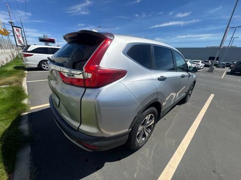 Used 2019 Honda CR-V LX image 7