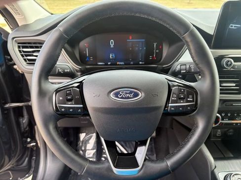 Used 2024 Ford Escape Active image 12
