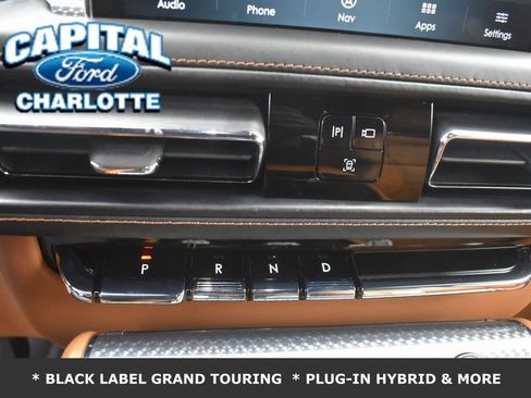 Used 2023 Lincoln Aviator Black Label Grand Touring w/ Class IV Trailer Tow Package image 18