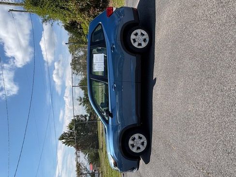 Used 2022 Subaru Forester 2.5i image 6