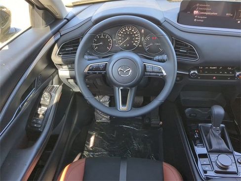 Used 2025 MAZDA CX-30 Carbon image 16
