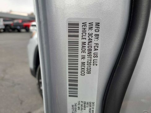 New 2026 Jeep Compass Latitude image 29