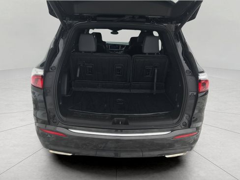 Certified 2023 Buick Enclave Essence w/ Experience Buick Package image 12