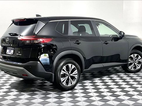 Used 2023 Nissan Rogue SV AWD/4WD image 12