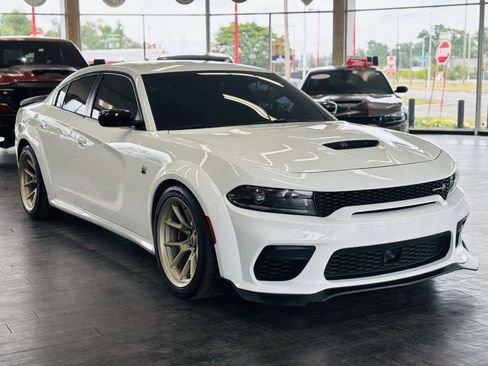 Used 2023 Dodge Charger Scat Pack RWD image 1