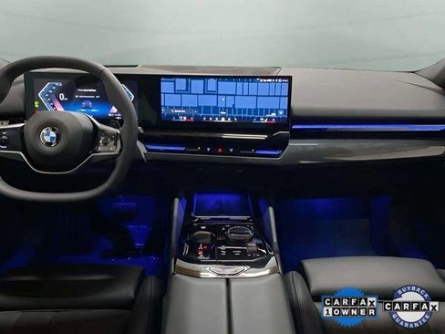 Used 2025 BMW 530i xDrive image 17