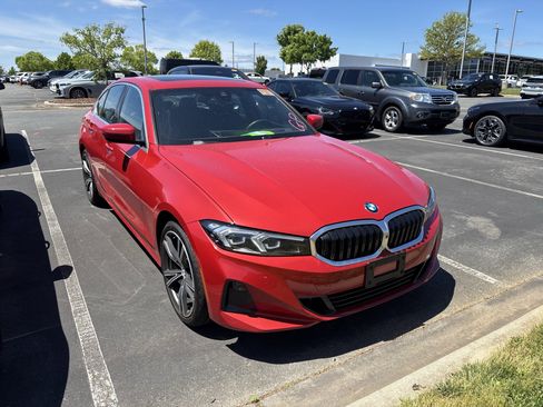 Certified 2024 BMW 330i xDrive Sedan w/ Premium Package AWD/4WD image 26