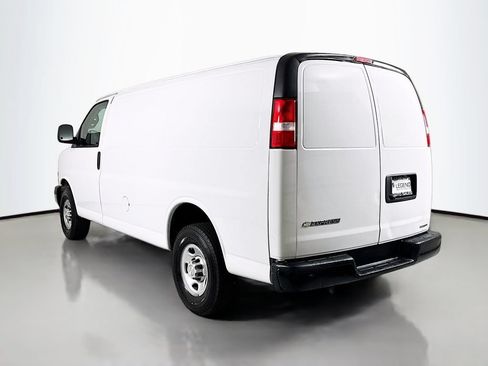 Used 2021 Chevrolet Express 2500 w/ Driver Convenience Package RWD image 7