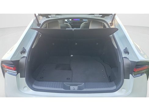 Certified 2024 Toyota Prius LE FWD image 9