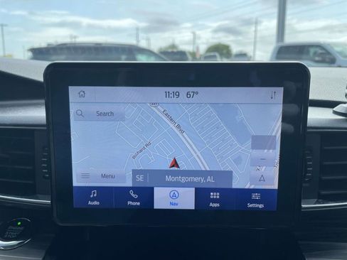 Used 2021 Ford Explorer Limited w/ Equipment Group 301A image 21