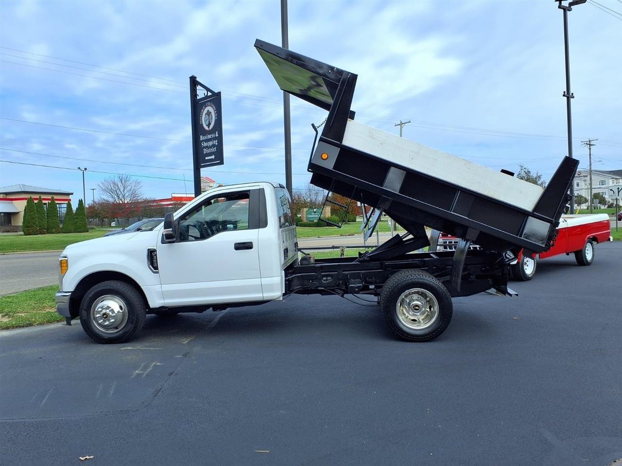 Used 2017 Ford F350 XL w/ Power Equipment Group RWD image 10