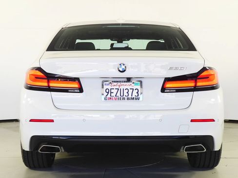 Certified 2023 BMW 530i w/ Convenience Package RWD image 8