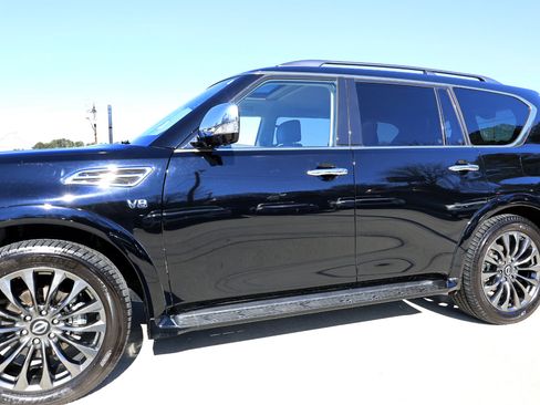 Used 2021 Nissan Armada Platinum w/ Captain's Chairs Package image 35