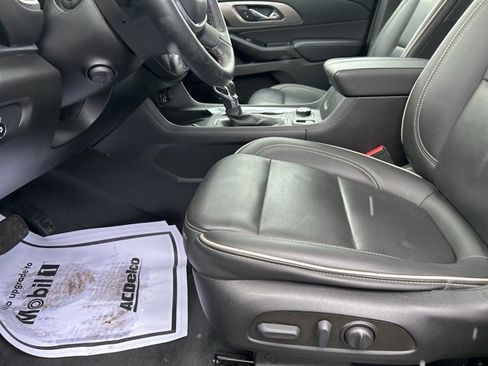 Used 2023 Chevrolet Traverse Premier w/ LPO, Floor Liner Package image 11