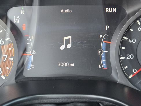 Used 2026 Jeep Compass Latitude image 16