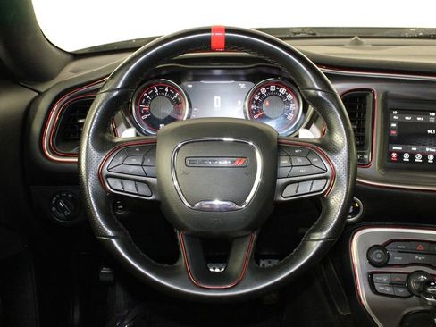 Used 2022 Dodge Challenger R/T image 18