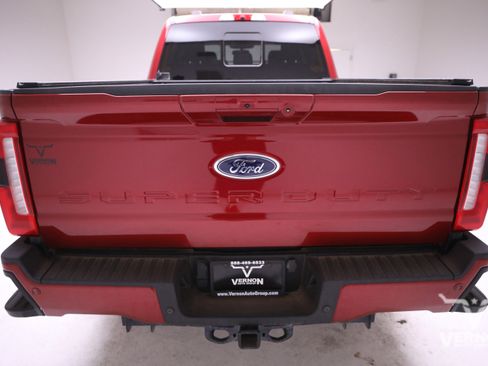 Used 2023 Ford F250 Lariat w/ Lariat Ultimate Package image 4