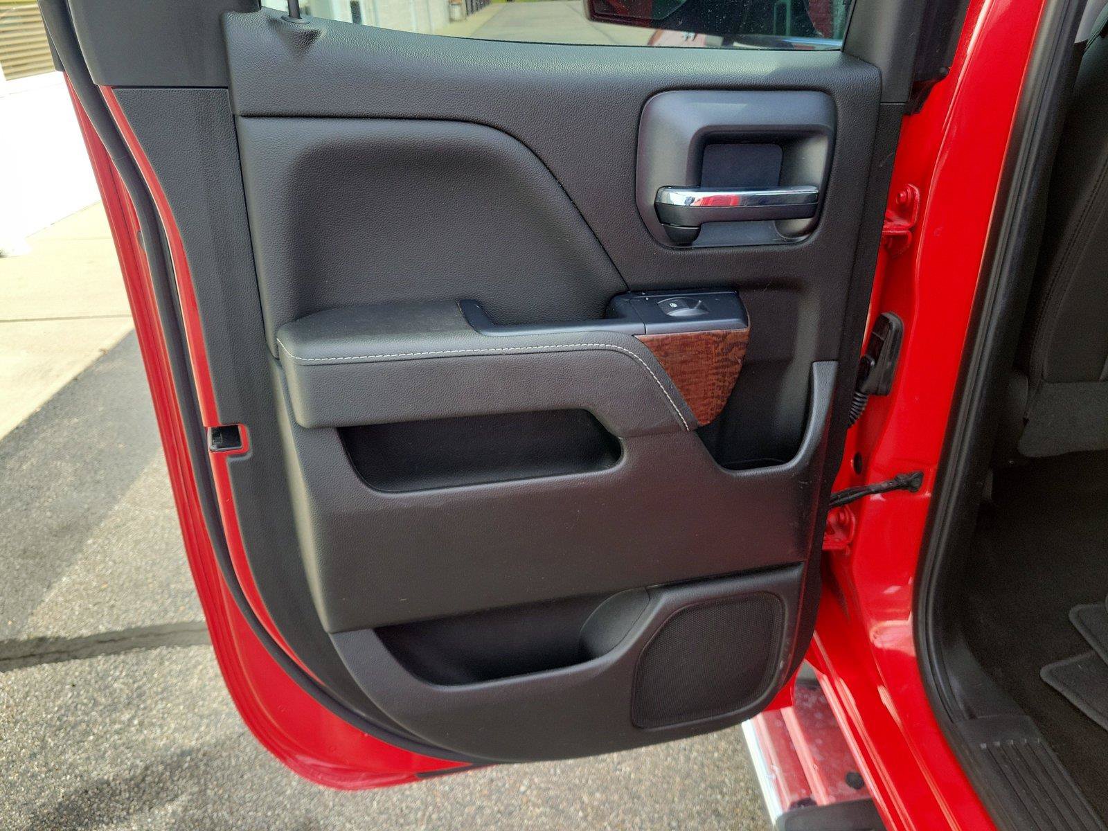 Used 2018 GMC Sierra 1500 SLT w/ SLT Premium Package AWD/4WD image 13